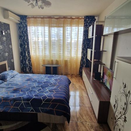 Apartament Back Galaţi エクステリア 写真