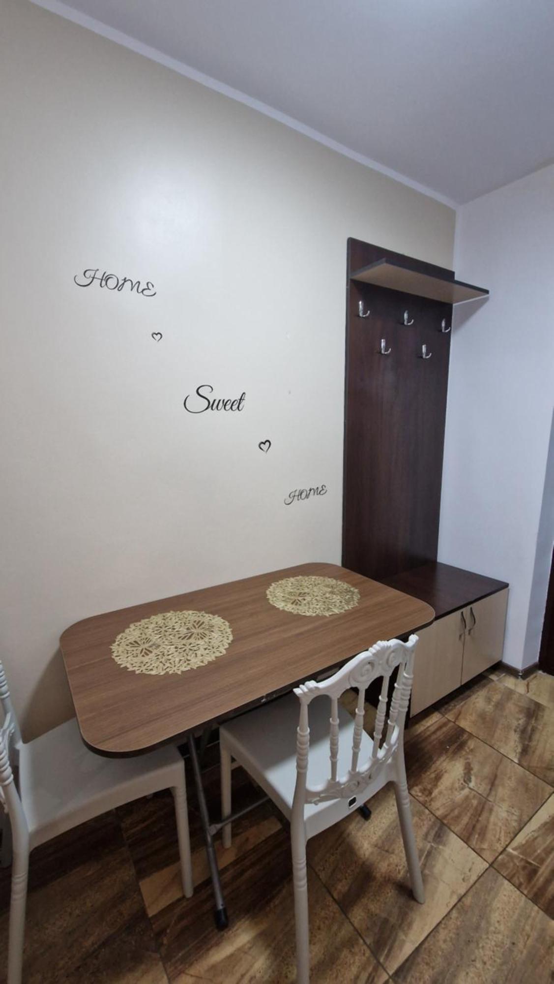 Apartament Back Galaţi エクステリア 写真